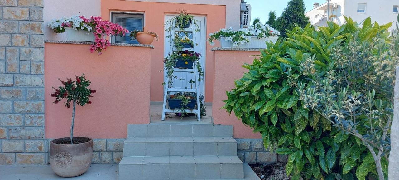 Apartments Tomic Biograd Na Moru Εξωτερικό φωτογραφία